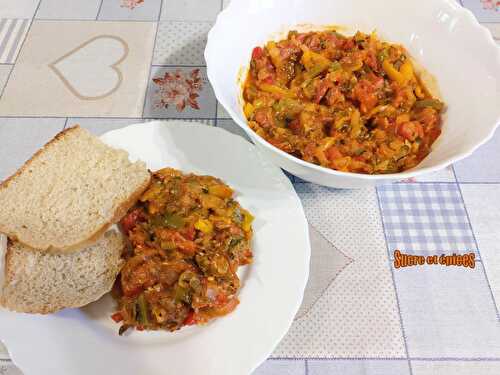 Poêlée de courgettes aux poivrons et tomates