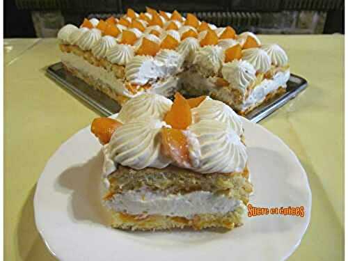 Gâteau aux abricots et chantilly mascarpone - Recette en vidéo