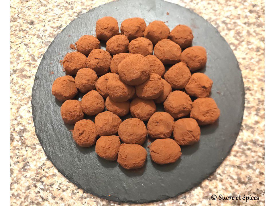 Bonbons Tiramisu à la pistache (sans cuisson) - Recette en vidéo