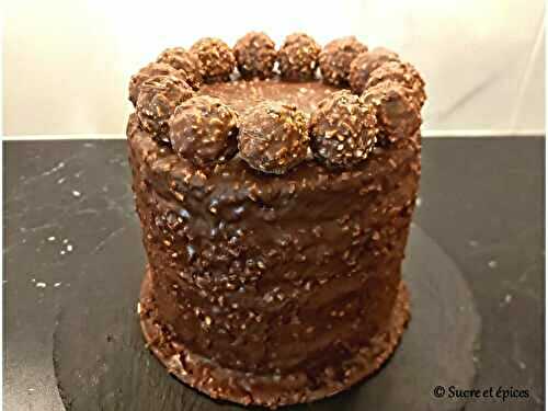 Layer cake Ferrero Rocher - Recette en vidéo