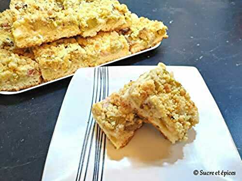 Tarte briochée rhubarbe cannelle avec streusel - Recette en vidéo