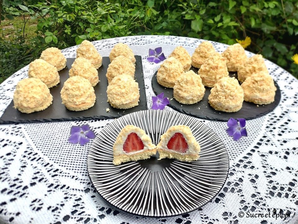 Dômes fraises chantilly - Recette en vidéo