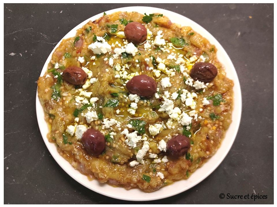Salade grecque d'aubergines - Melitzanosalata - Recette en vidéo