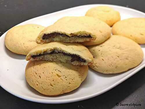 Biscuits moelleux fourrés au Nutella - Recette en vidéo