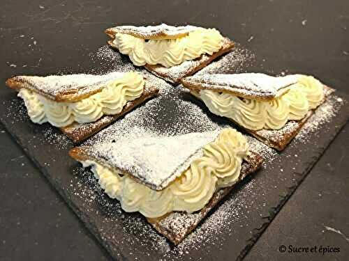 Triangles feuilletés abricots chantilly - Recette en vidéo