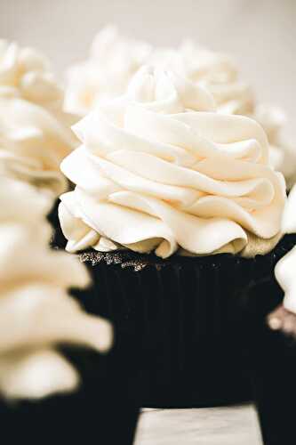 Crème au beurre à la meringue Suisse au chocolat blanc