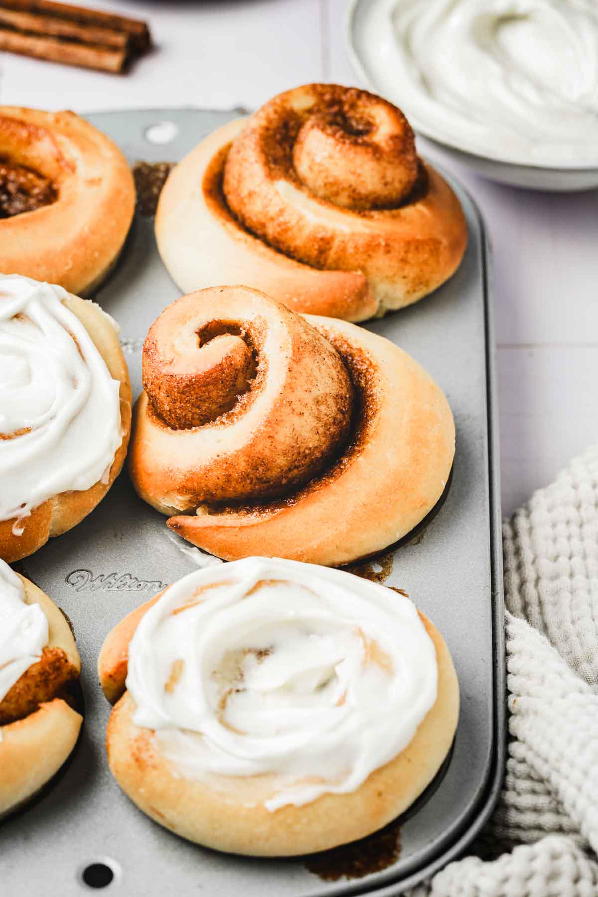 Muffins Cinnamon Rolls
