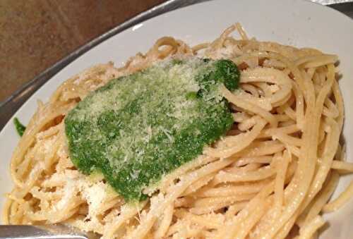 Spaghettis Pesto de Roquette