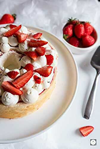 Roll cake aux fraises : le roulé à la confiture revisité - Teach and cook