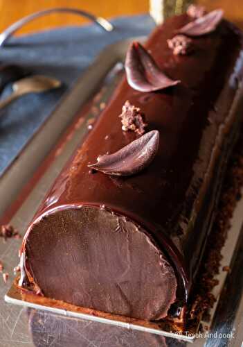 Bûche forêt noire : Ma recette de la BÛCHE chocolat-cerises
