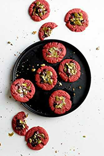 Des cookies framboises pistache comme Cédric Grolet