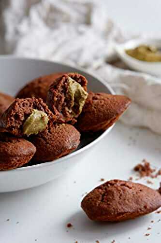 Madeleines chocolat coeur coulant pistaches