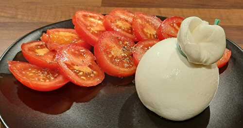 Burrata à la tomate