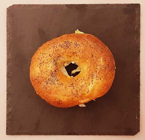 Recette bagel poulet fromage frais. Pain américain et garniture maison