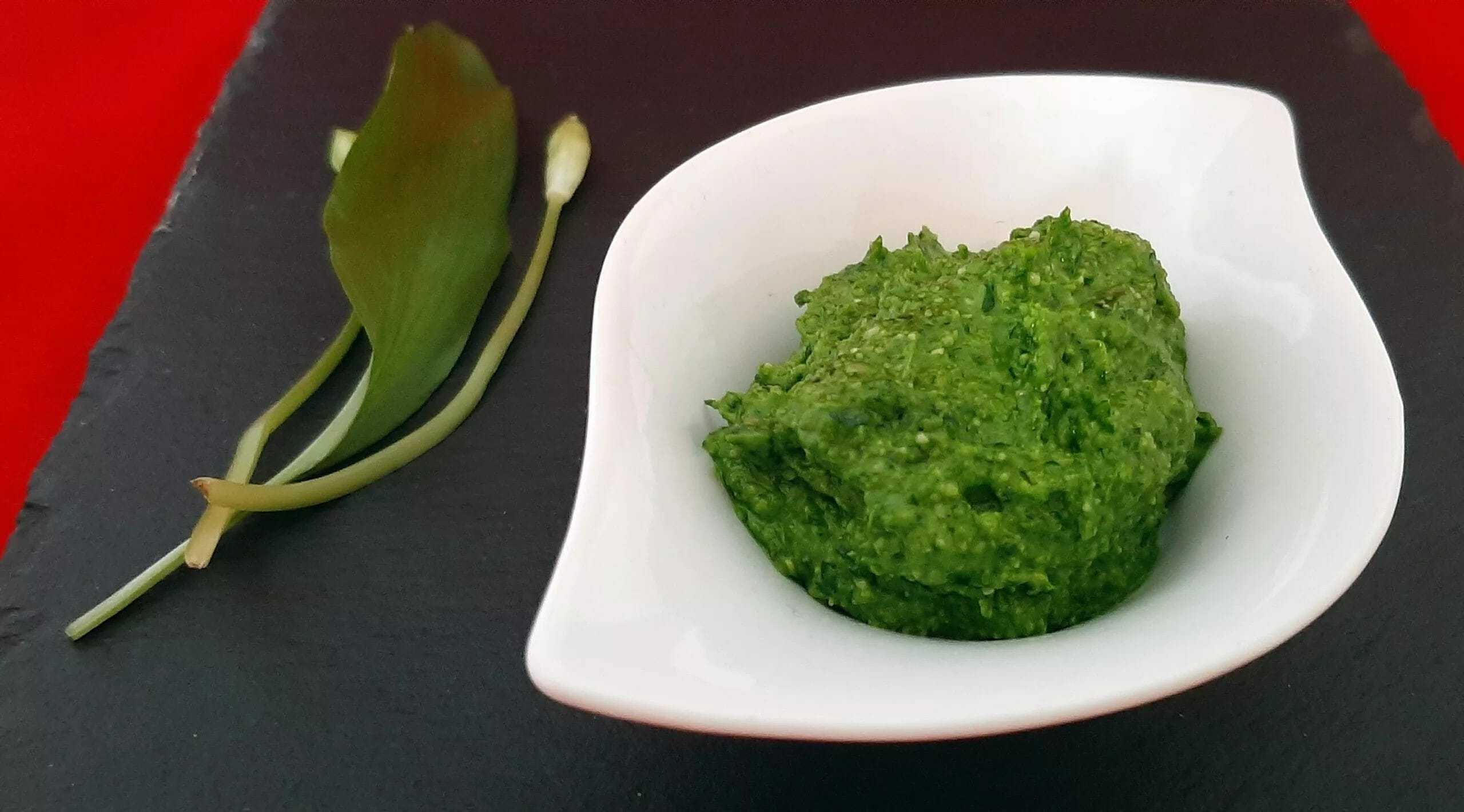 Pesto à l'ail des ours. Une recette pour relever vos plats !