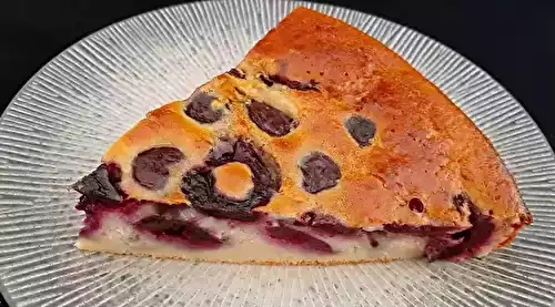 Clafoutis aux cerises. Une recette de gâteau facile