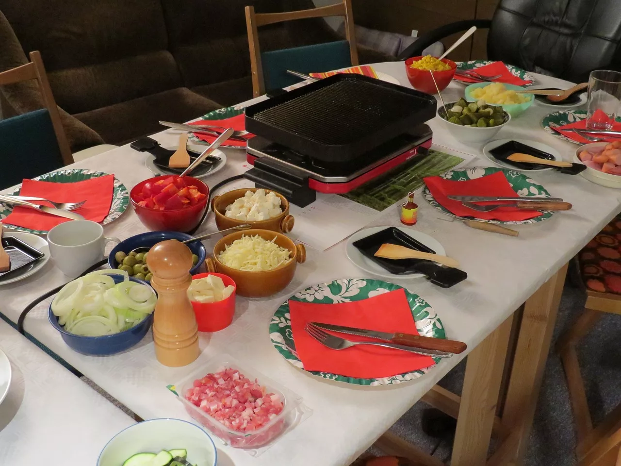 Découvrez les avantages de l’appareil à raclette et comment choisir le meilleur !