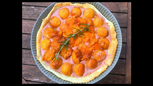 Tarte aux abricots rôtis et curd aux fraises