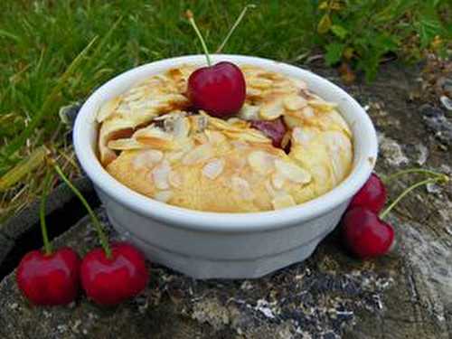 CLAFOUTIS INDIVIDUELS AUX CERISES