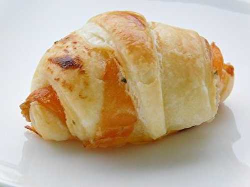 CROISSANT APERO TRUITE FUMEE BOURSIN (thermomix)