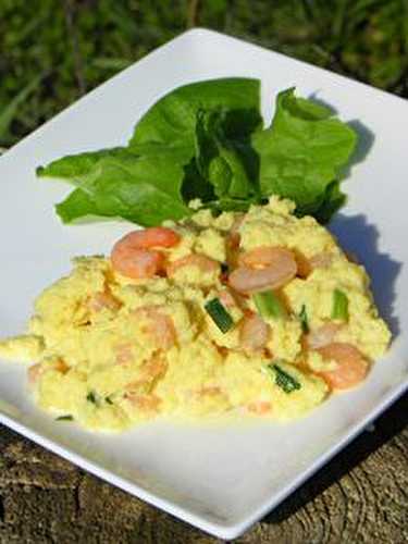 OEUFS BROUILLES AUX CREVETTES