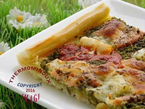 PIZZA AU PESTO D'EPINARD ET AU SAUMON (thermomix)