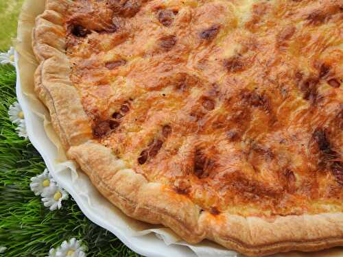 QUICHE AUX SAUCISSES KNACKI, MOUTARDE ET COULIS DE TOMATE (thermomix)