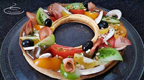 Tarte couronne de printemps à la ricotta, lomo et tomates d'antan - toc-cuisine.fr