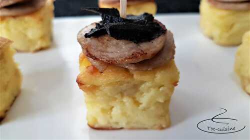 Palets de pommes de terre aux amandes, boudin blanc et truffe noire (mélanosporum)