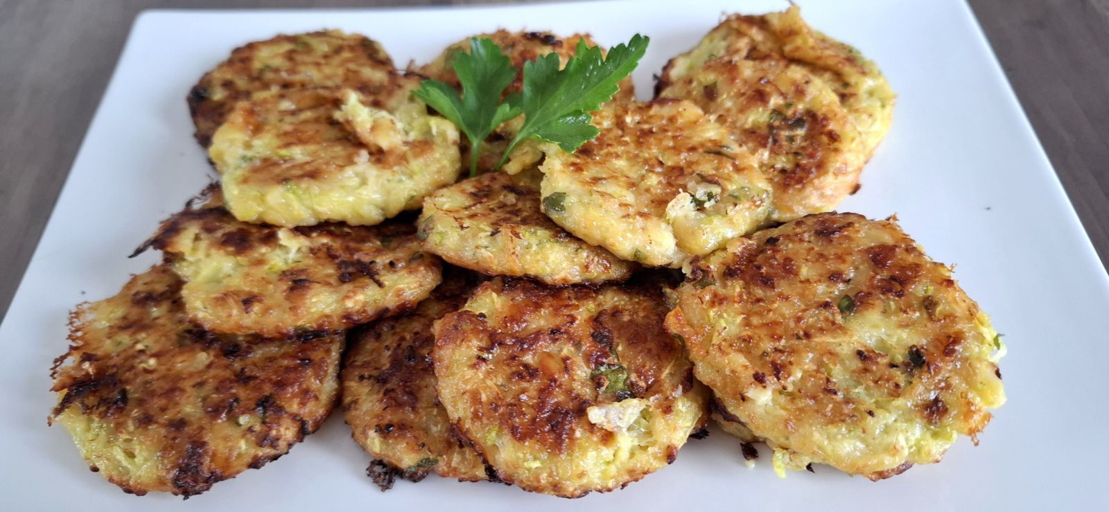 Galettes de courgettes au fromage au four