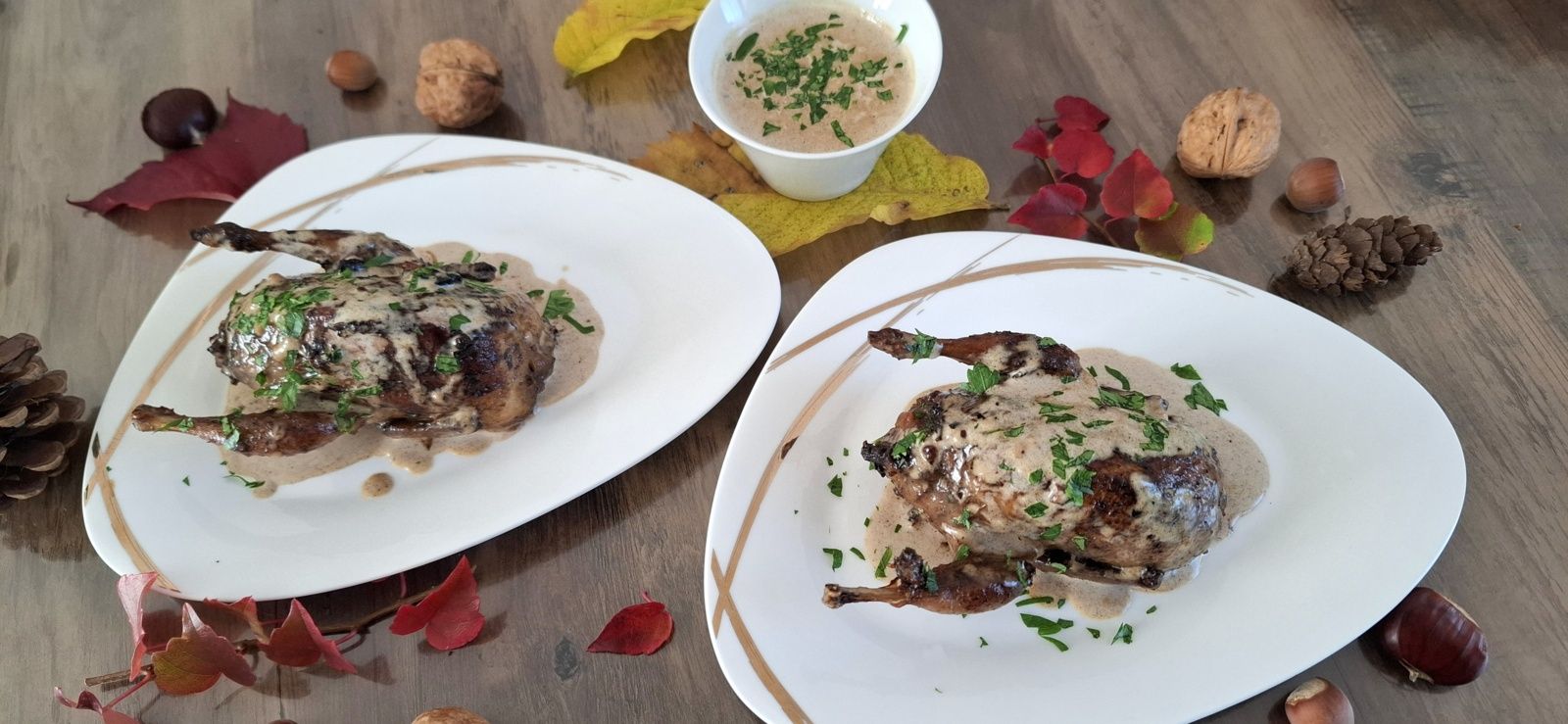 Cailles automnales farcies aux noisettes et aux  noix à  la crème de Porto 