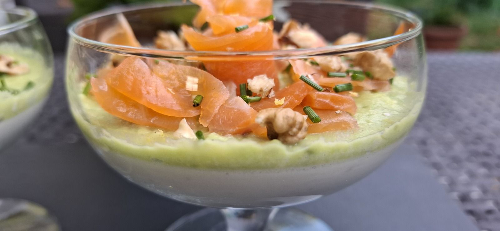 Panna cotta de bleu d'Auvergne au saumon fumé et à l’avocat