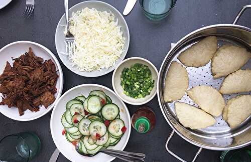 Banh boah - Bao au pulled pork | Une recette de brioche buns à la vapeur