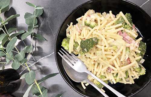 Macaronis brocoli lardons moutarde | Une recette fond de frigo