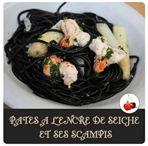 Pâtes à l'encre de seiche et ses scampis et asperges |