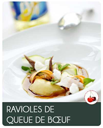 Ravioles de queue de bœuf – bouillon clair – mousseux de raifort