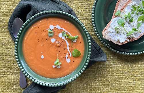 Soupe de céleri rave aux 2 tomates