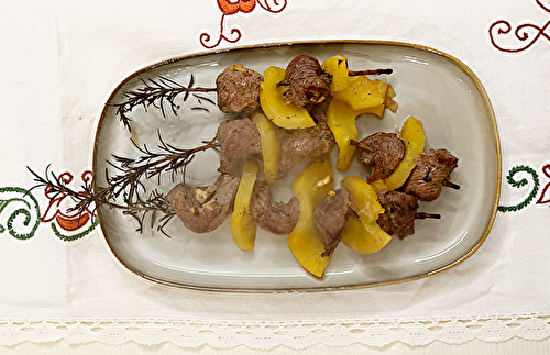 Brochettes de canard à l’ananas | Une recette au four