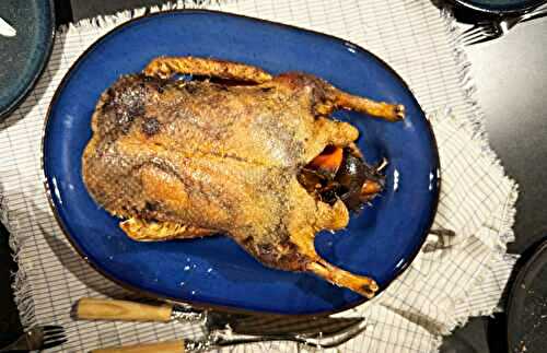 Canard rôti au four sur grille et petites crêpes façon canard laqué