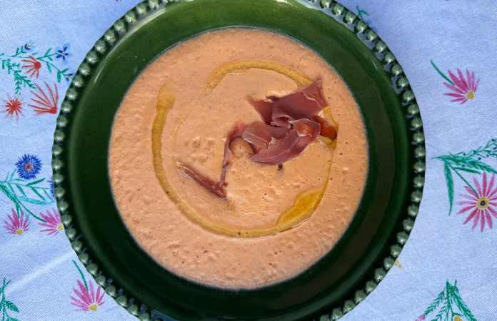 Salmorejo aux amandes : une recette sans gluten
