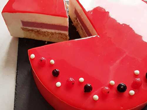 Entremet chocolat blanc et fruits rouges