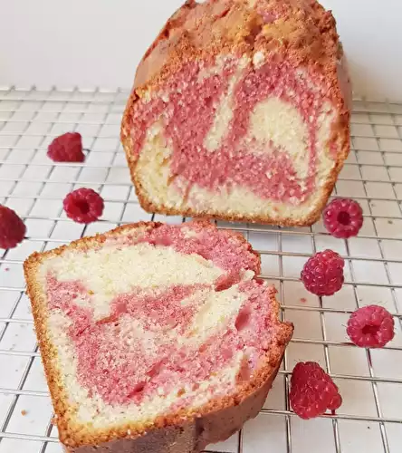 Cake marbré framboise