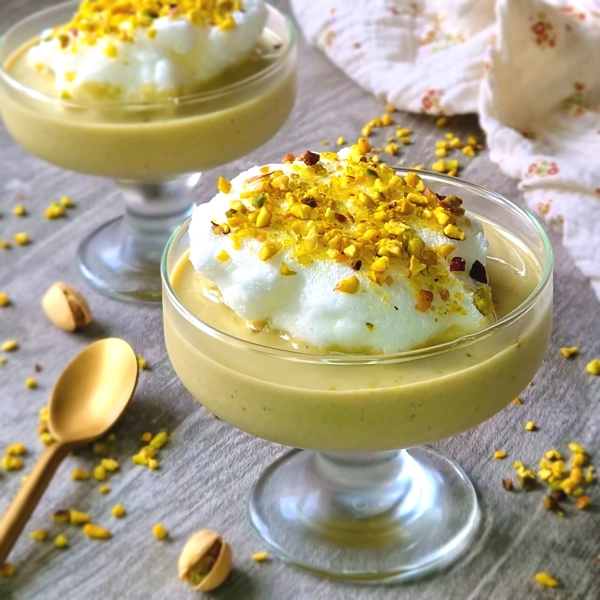 Île flottante à la pistache | Tout gourmand