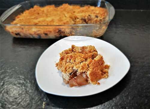 Crumble très léger aux pommes, noix et raisins