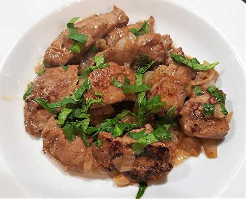 Foie de veau à la vénitienne - fegato alla veneziana