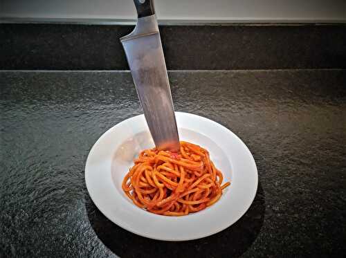 Spécial Halloween : spaghetti all' Assassina - la recette de pâtes à la meurtrière