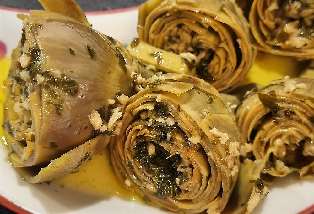 Artichauts à la romaine, carciofi alla romana, la recette emblématique de la capitale italienne