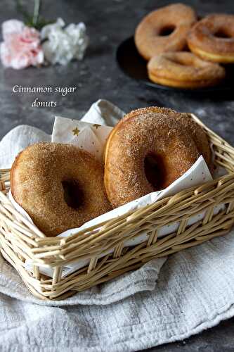 Donuts au sucre à la cannelle