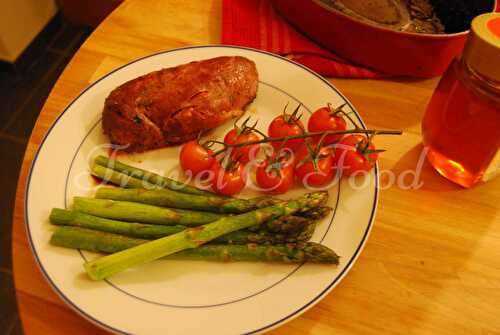 Magret de canard au miel et asperges poêlées