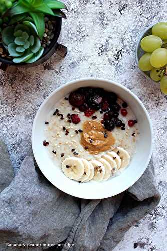 Porridge au beurre de cacahuète et à la banane